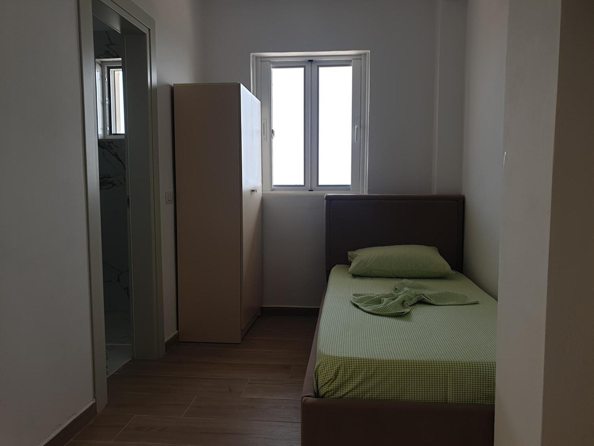 Rooms By George Dhërmi Habitación foto